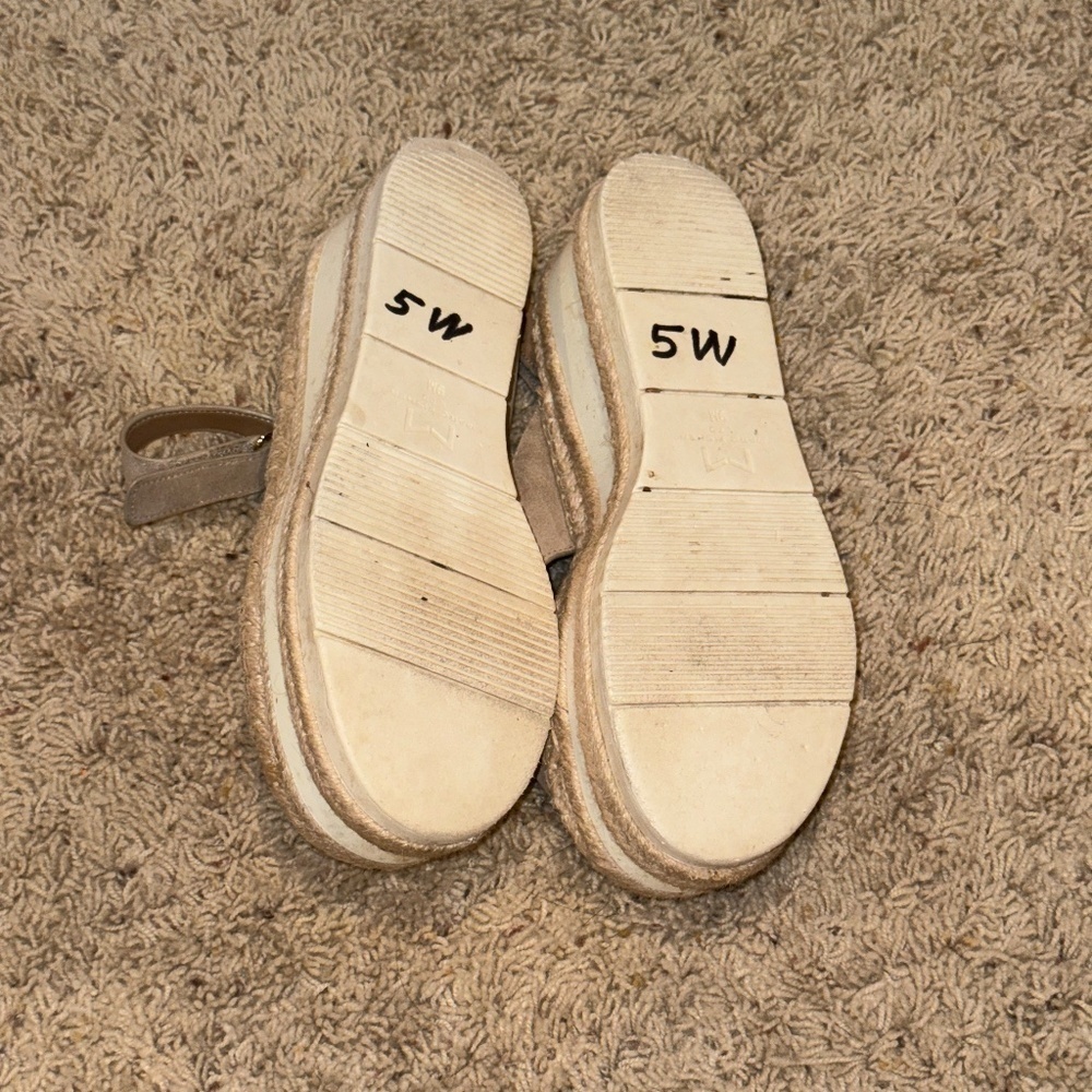 EUC Marc Fisher Gandy Platform Suede Leather Espadrille Sandal Size 9 - Picture 10 of 10